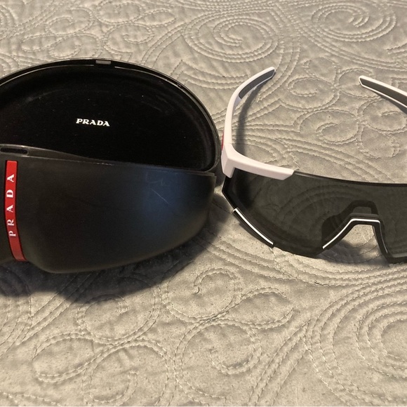 Prada Linea Rosa Impavid Suglasses - Picture 4 of 6